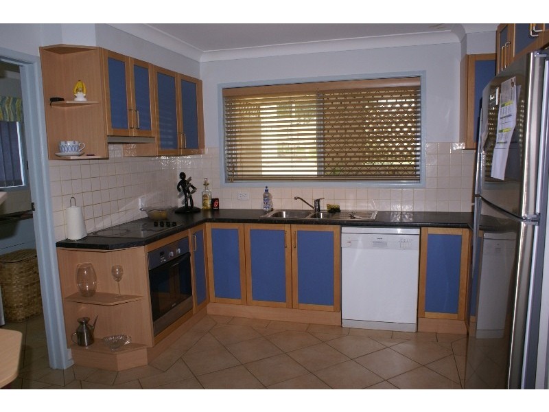 46 Kylie Avenue, Ferny Hills QLD 4055