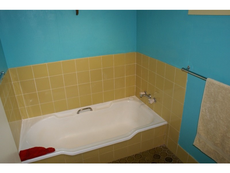 46 Kylie Avenue, Ferny Hills QLD 4055