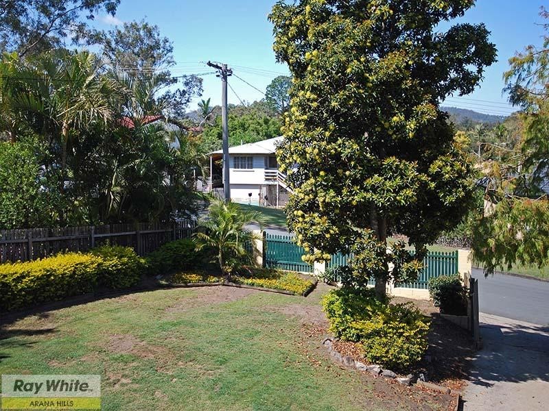 16 Bolong Crescent, Ferny Hills QLD 4055