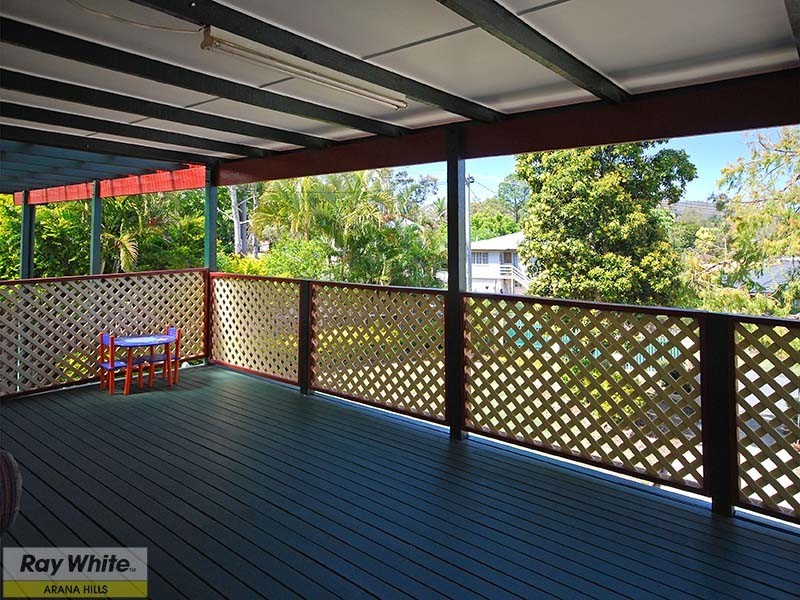16 Bolong Crescent, Ferny Hills QLD 4055