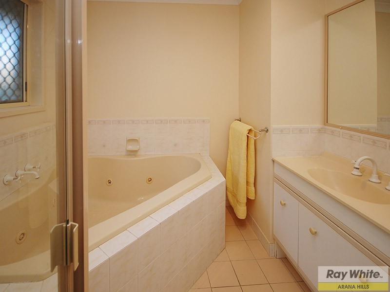 50 Hillenvale Avenue, Arana Hills QLD 4054