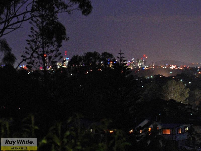 7 Plucks Road, Arana Hills QLD 4054