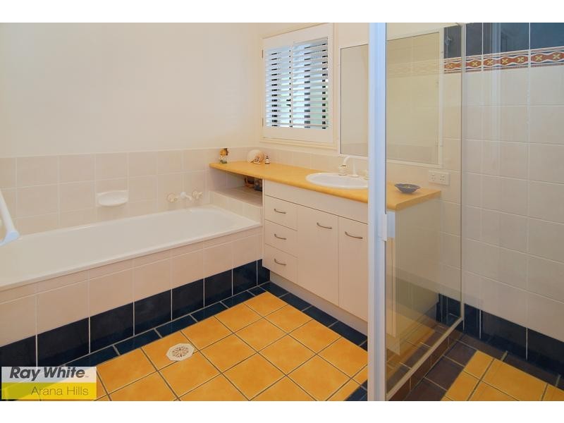 5 Bunya Lake Court, Bunya QLD 4055