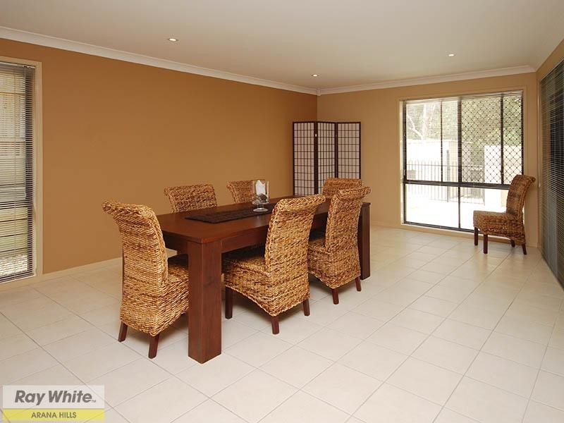 34 Quandong Crescent, Arana Hills QLD 4054