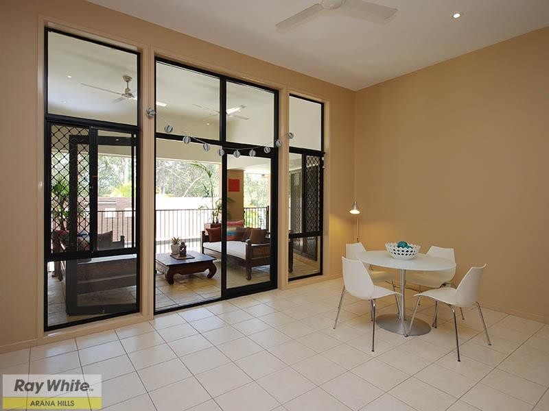 34 Quandong Crescent, Arana Hills QLD 4054