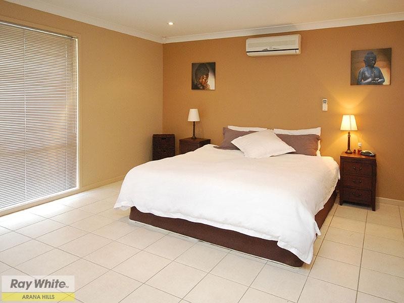 34 Quandong Crescent, Arana Hills QLD 4054