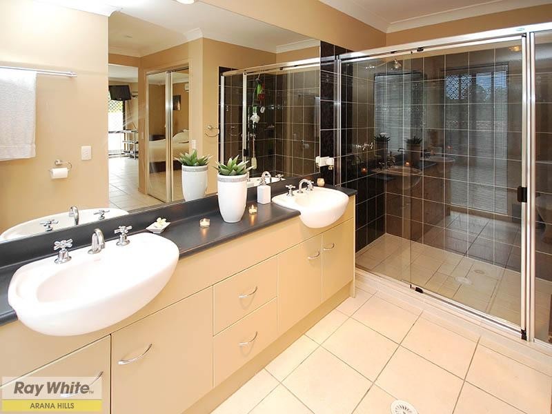 34 Quandong Crescent, Arana Hills QLD 4054