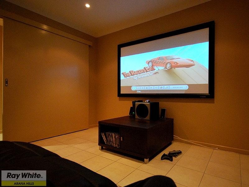 34 Quandong Crescent, Arana Hills QLD 4054