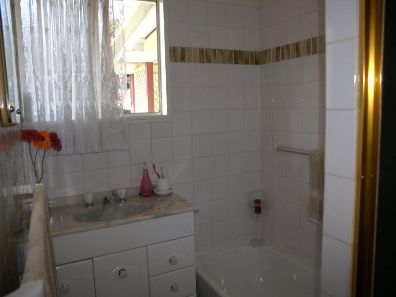 26 Ferny Way, Ferny Hills QLD 4055