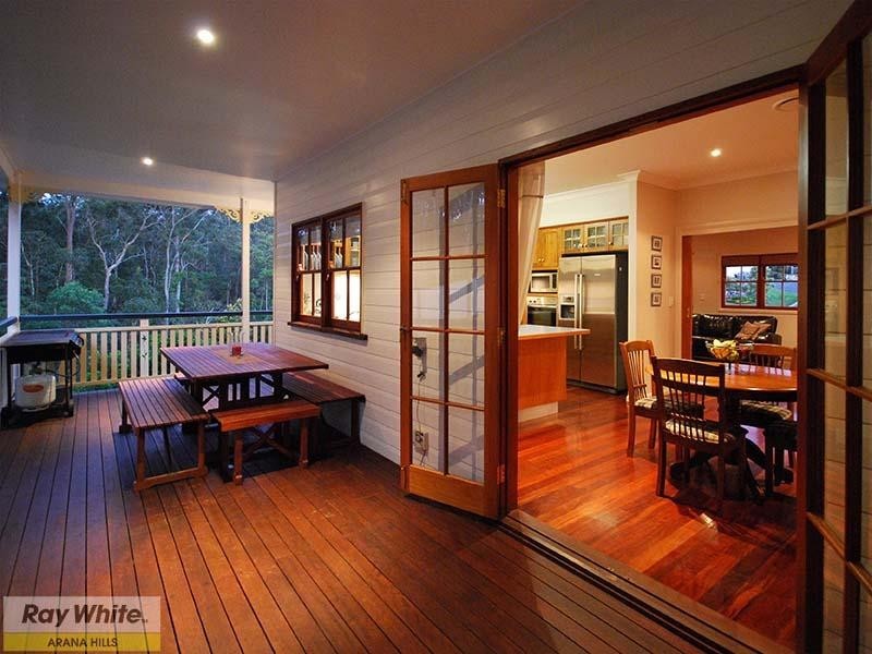 7 Bunyaville Close, Arana Hills QLD 4054