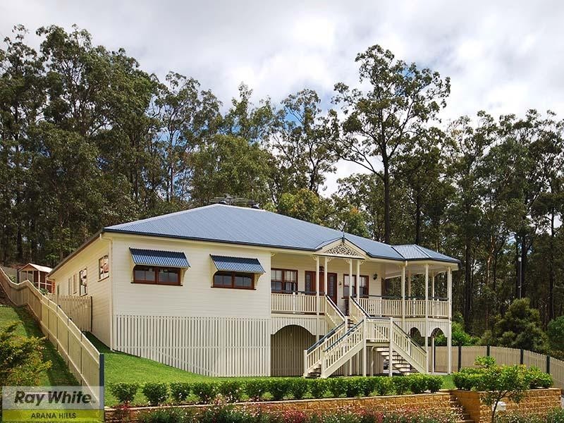 7 Bunyaville Close, Arana Hills QLD 4054