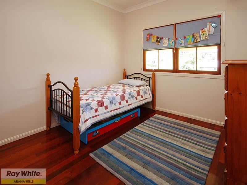 7 Bunyaville Close, Arana Hills QLD 4054