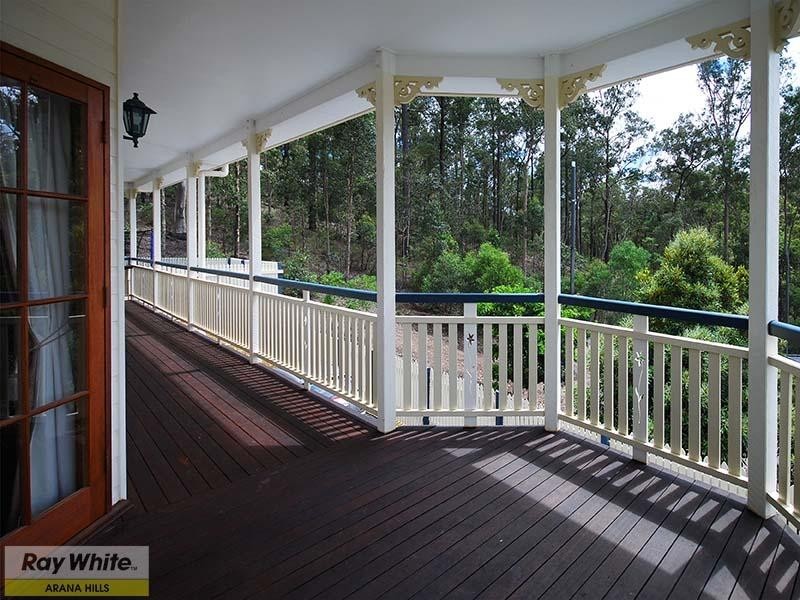 7 Bunyaville Close, Arana Hills QLD 4054