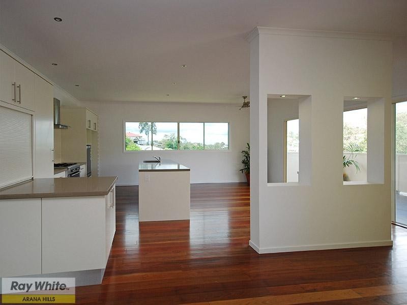 30 Woodtop Court, Ferny Hills QLD 4055