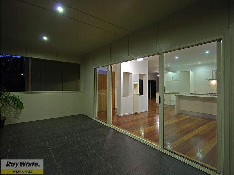 30 Woodtop Court, Ferny Hills QLD 4055