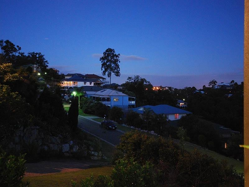 30 Woodtop Court, Ferny Hills QLD 4055