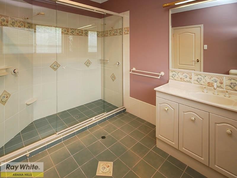 13 Woodrow Court, Ferny Hills QLD 4055