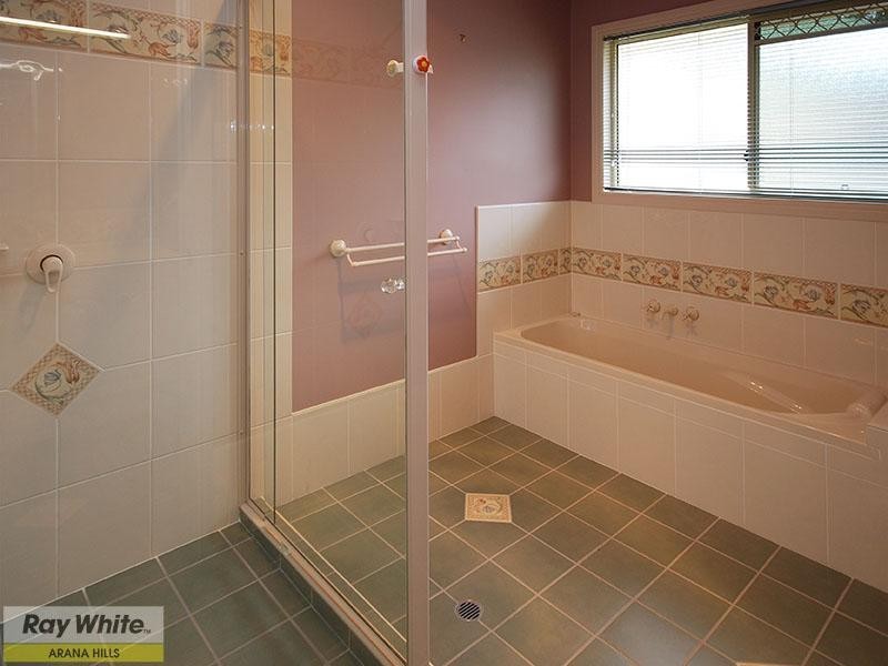 13 Woodrow Court, Ferny Hills QLD 4055