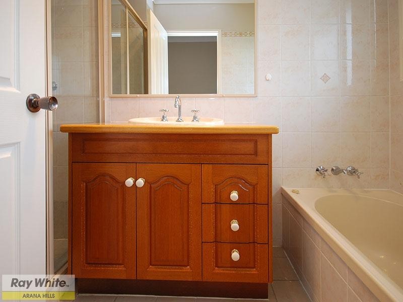 33 Silkyoak Way, Albany Creek QLD 4035