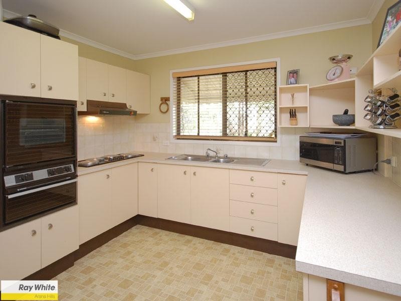 7 Quinnia Court, Ferny Hills QLD 4055