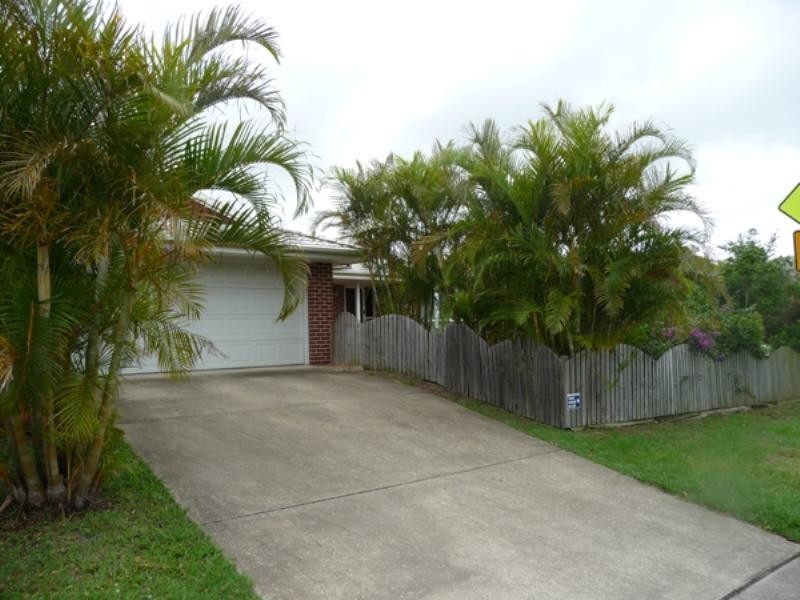 16 Arlington Drive, Arana Hills QLD 4054