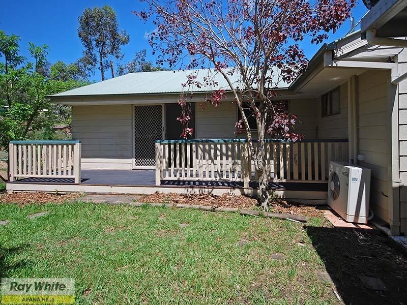 23 Emuglen Place, Ferny Grove QLD 4055