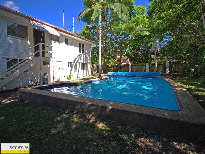 4 Menangle Avenue, Arana Hills QLD 4054