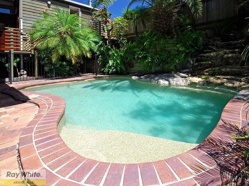 20 Caesar Road, Ferny Hills QLD 4055