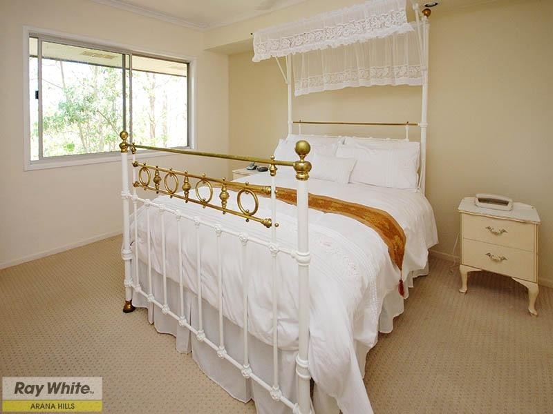 20 Caesar Road, Ferny Hills QLD 4055