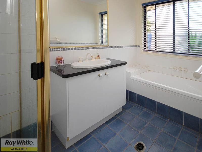 6 Candella Court, Eatons Hill QLD 4037