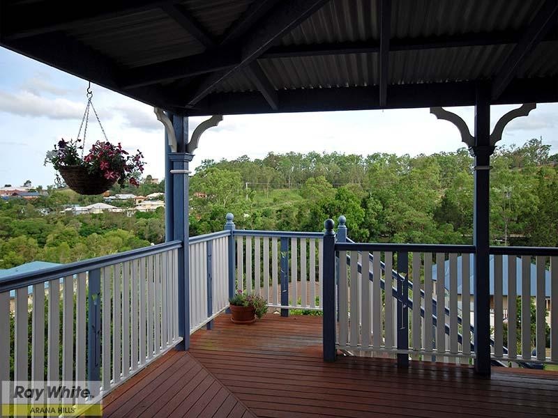 28 Woodtop Court, Ferny Hills QLD 4055