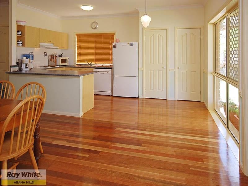 6 Woodtop Court, Ferny Hills QLD 4055