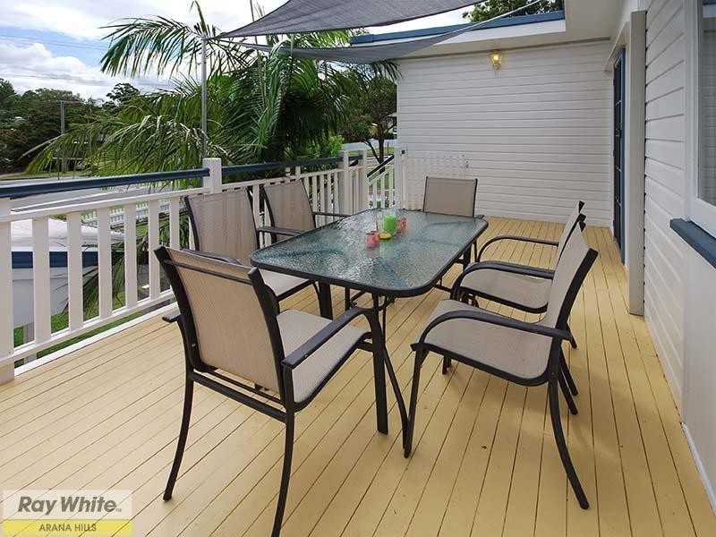 58 Yanderra Avenue, Arana Hills QLD 4054