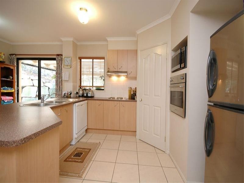 32 Carolyn Place, Ferny Grove QLD 4055