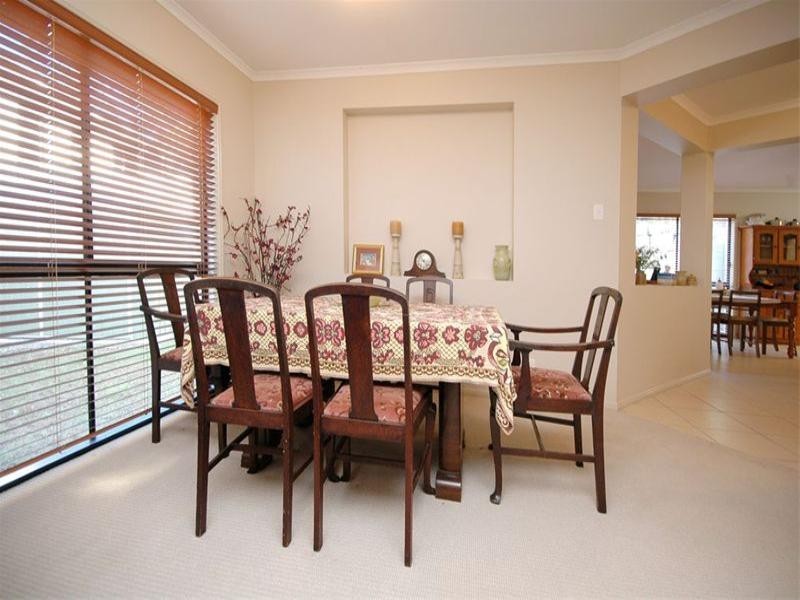 32 Carolyn Place, Ferny Grove QLD 4055