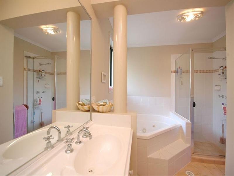 32 Carolyn Place, Ferny Grove QLD 4055