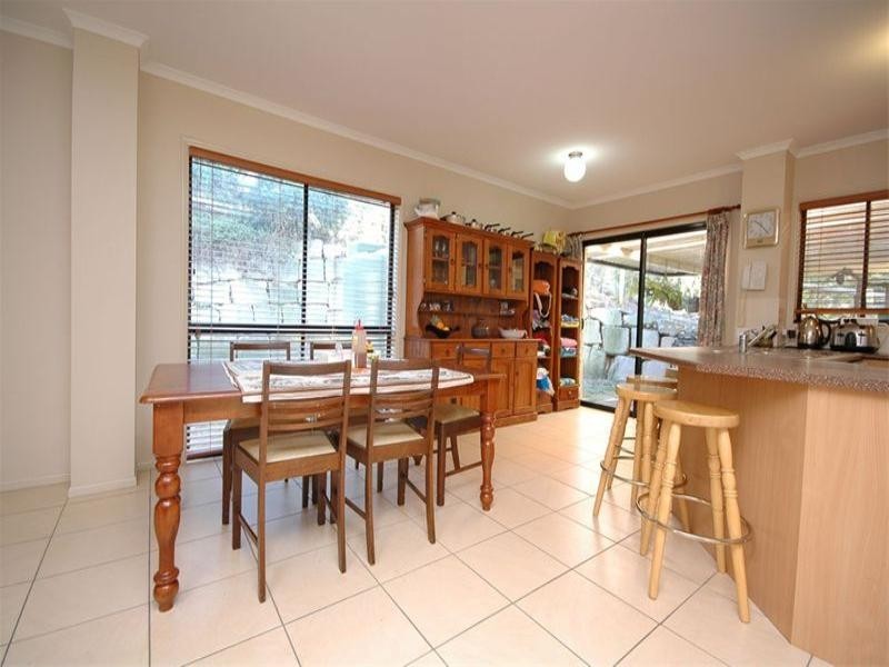 32 Carolyn Place, Ferny Grove QLD 4055