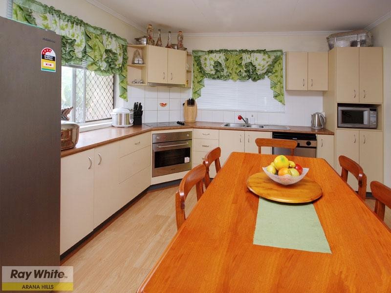 10 Arilpa Crescent, Ferny Hills QLD 4055