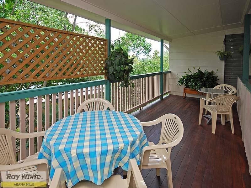 33 Caesar Road, Ferny Hills QLD 4055
