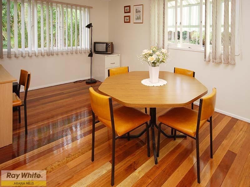 33 Caesar Road, Ferny Hills QLD 4055