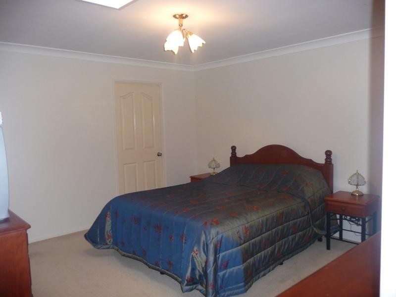 1 Falconglen Place, Ferny Grove QLD 4055