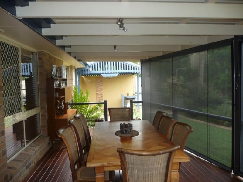 1 Falconglen Place, Ferny Grove QLD 4055