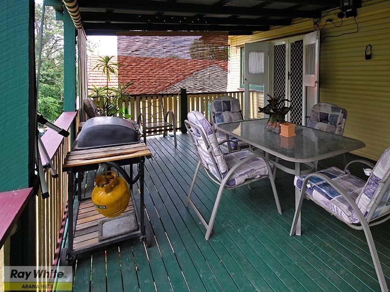 233 Appleby Road, Stafford Heights QLD 4053