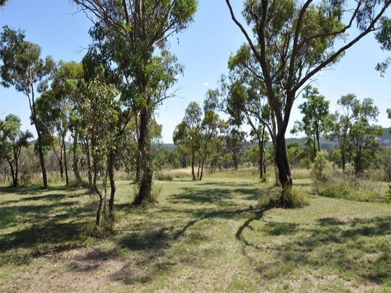 68 Roberts Road, Stanthorpe QLD 4380