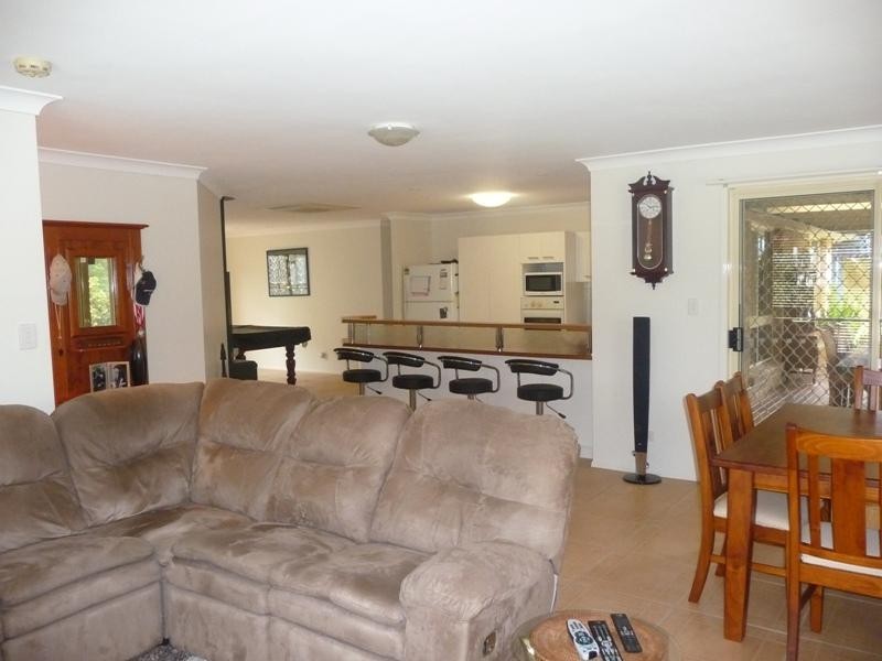 1 Falconglen Place, Ferny Grove QLD 4055