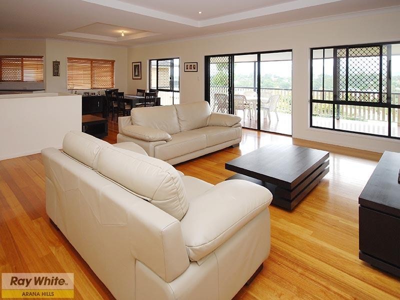 19 Reginald Avenue, Arana Hills QLD 4054