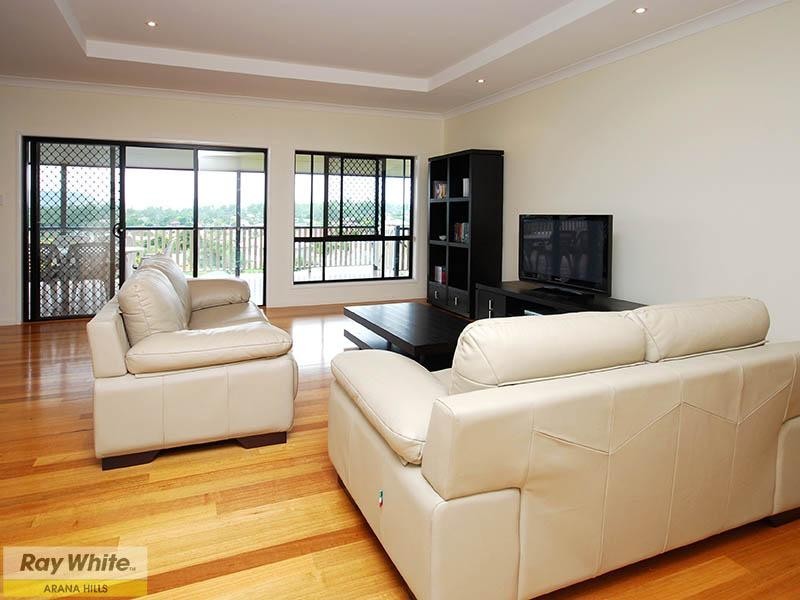 19 Reginald Avenue, Arana Hills QLD 4054