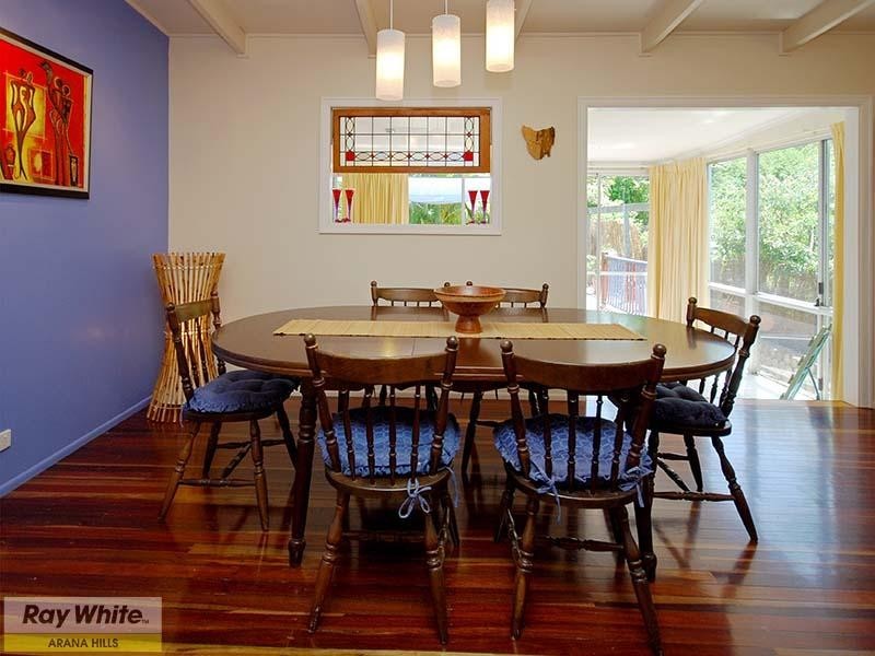 7 Wingara Grove, Ferny Hills QLD 4055