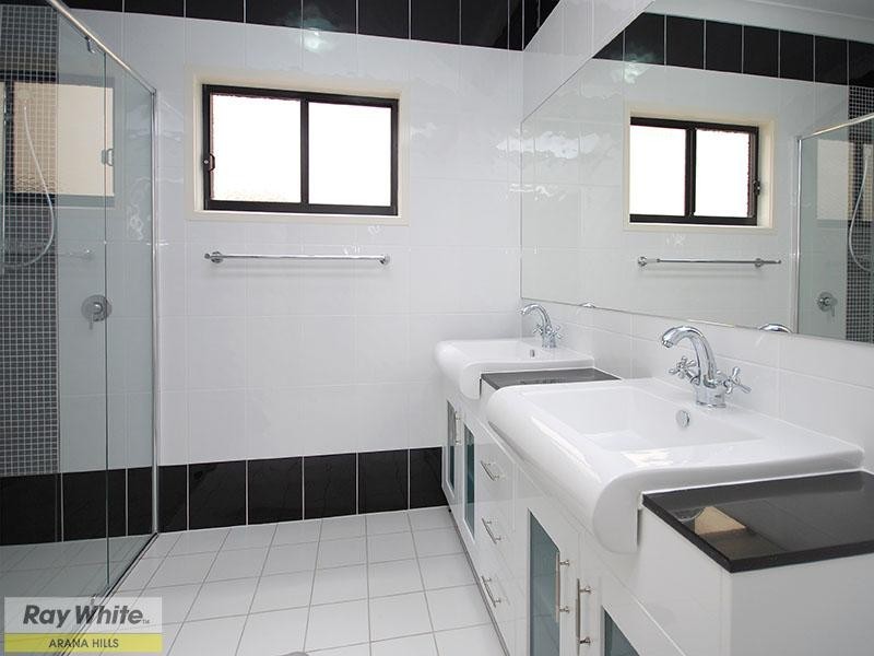 52 Nicholson Street, Mitchelton QLD 4053