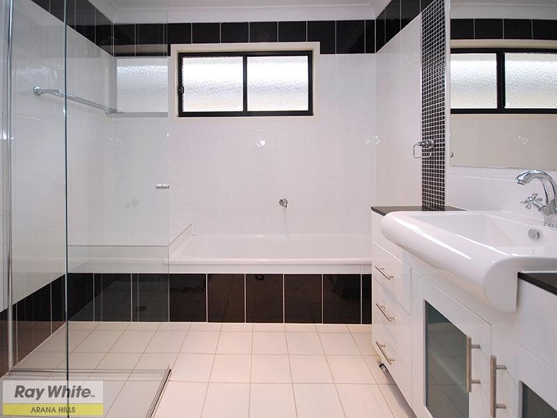 52 Nicholson Street, Mitchelton QLD 4053